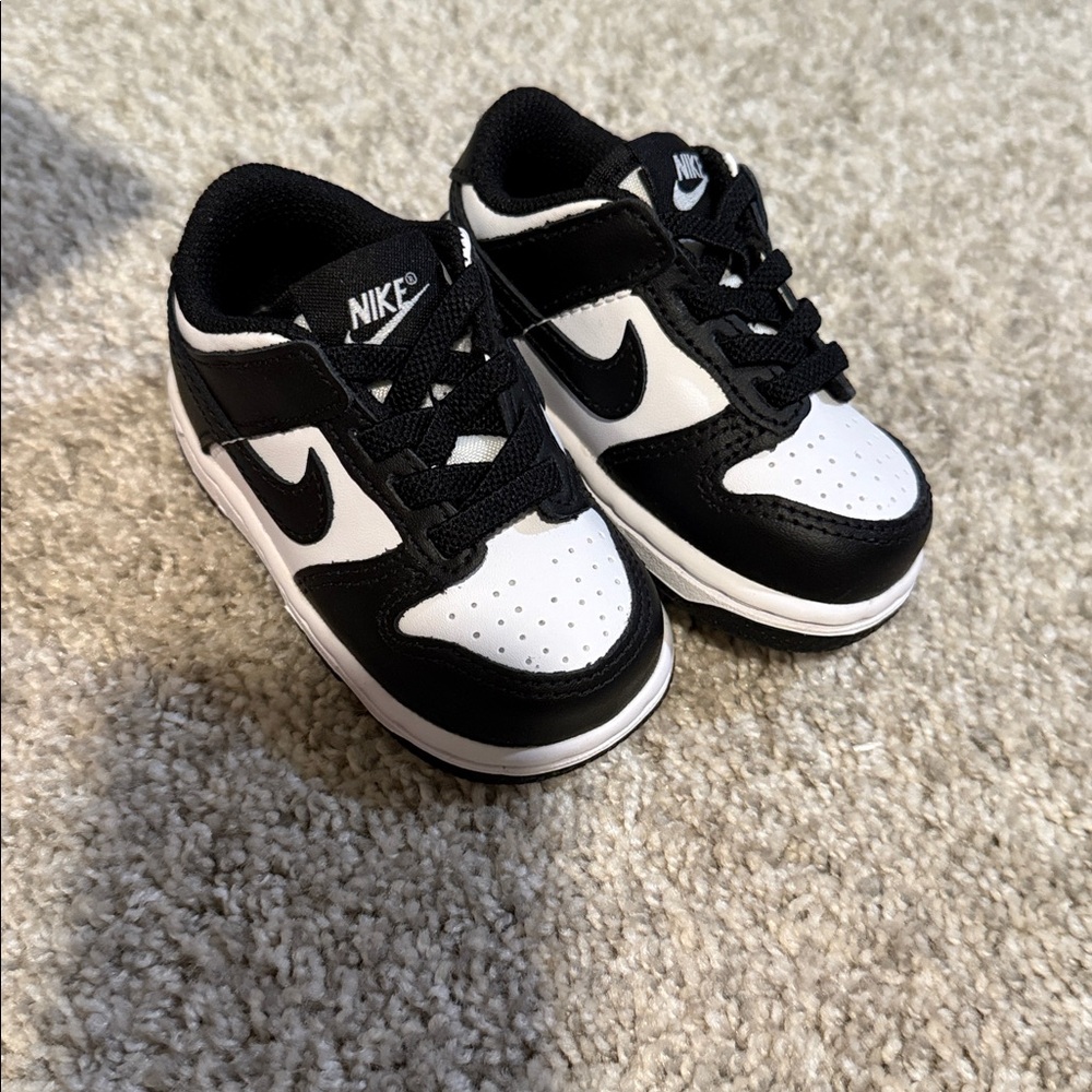 NWT Nike Panda Dunk Low Toddler